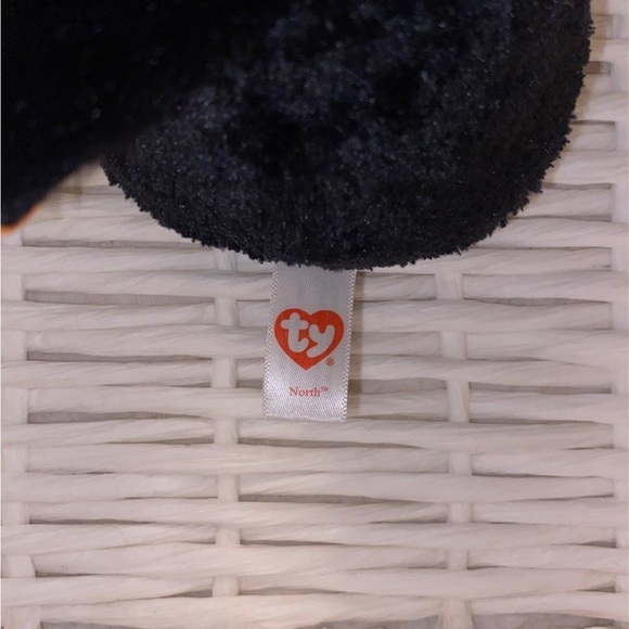 Penguin Beanie Boo - Picture 3 of 5